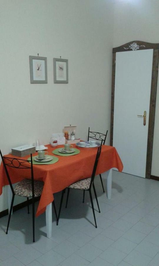 B&B Il Conventino 44 Falconara Marittima Bagian luar foto